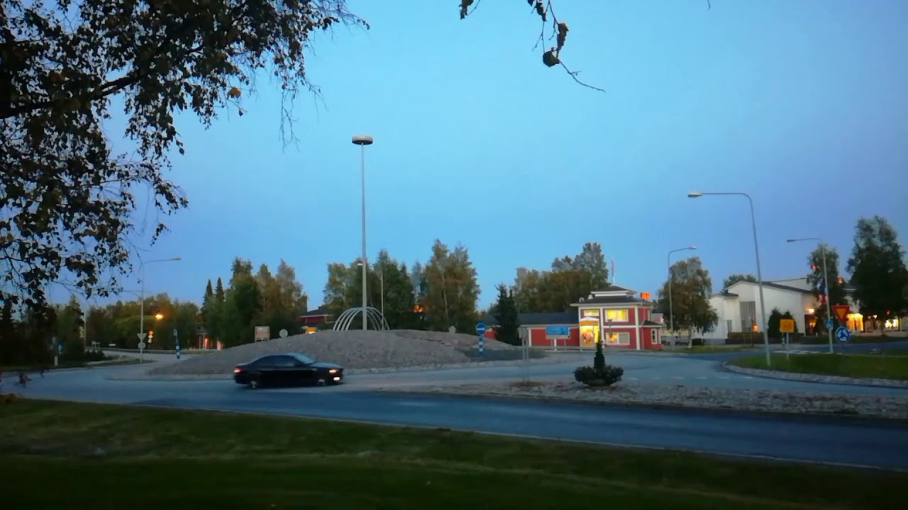Kannus ABC -liikenneympyrä (timelapse)