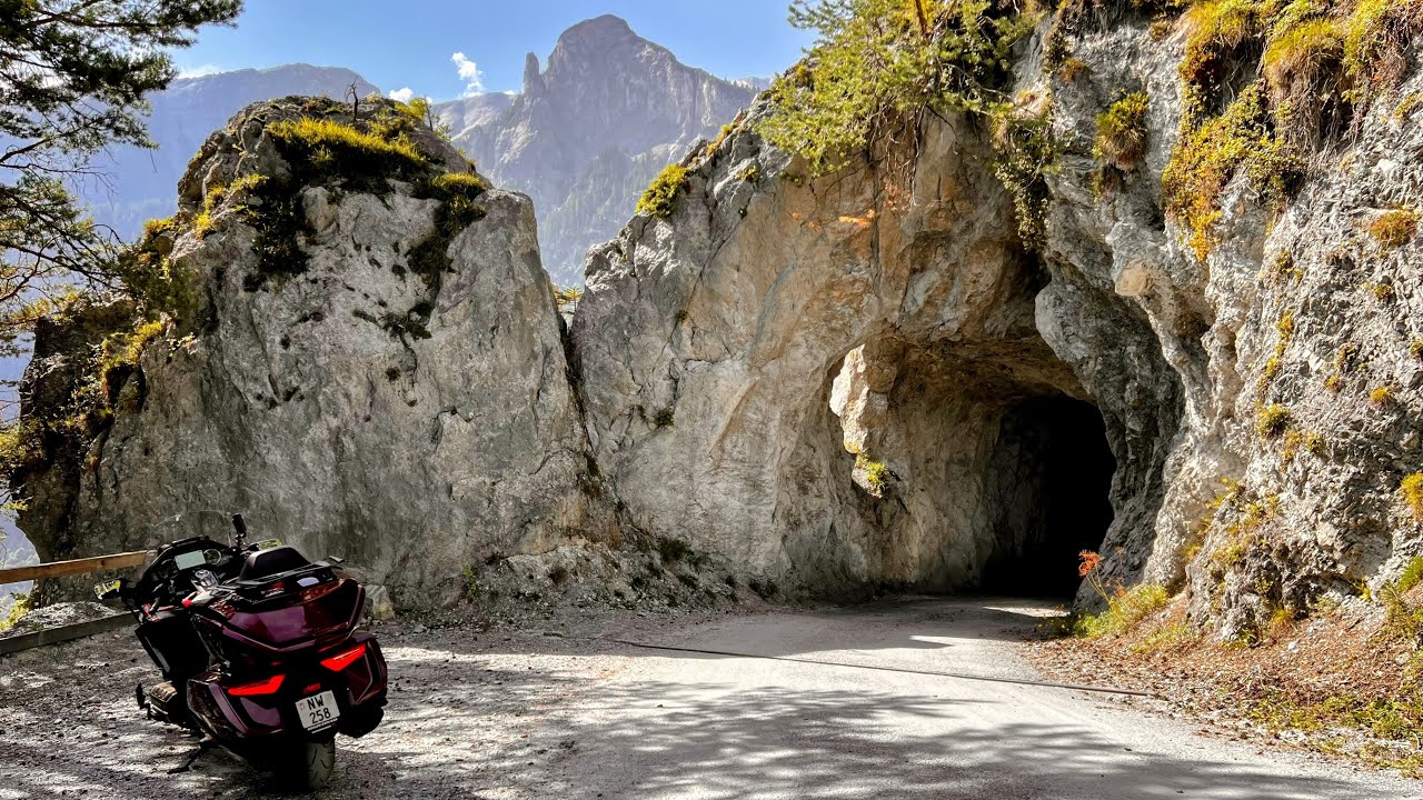 Kunkels-Pass - Schweiz - Goldwing Tour DCT 2025 50th Anniversary