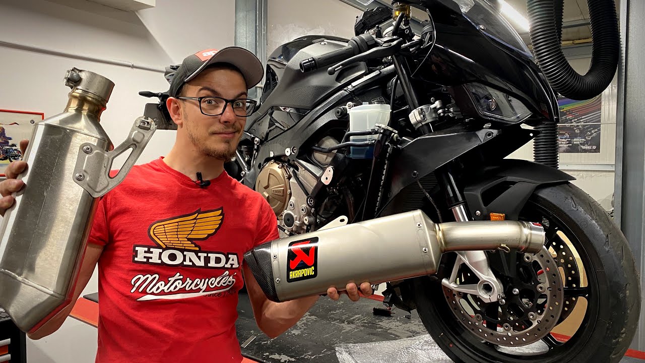 BMW S1000RR - ne pregătim pentru MotoRC. Evacuare stock vs. Akrapovic