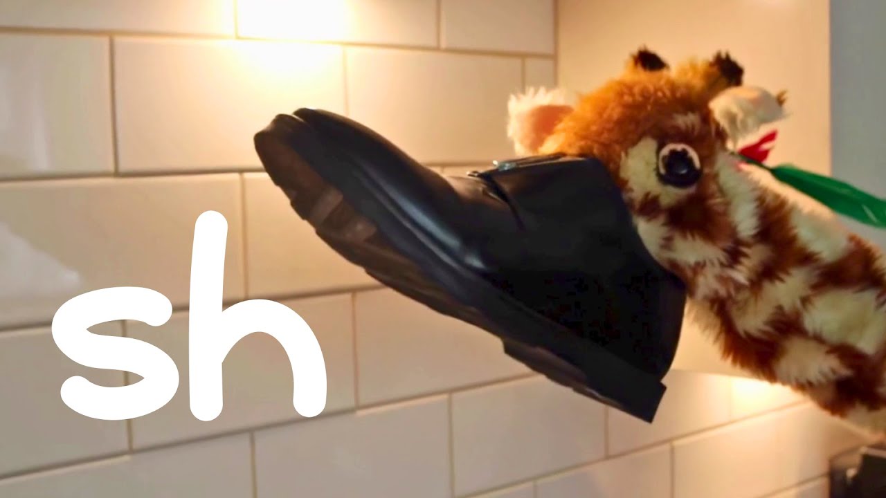 Mr.T Does Phonics with Geraldine the Giraffe - The 'sh' Digraph