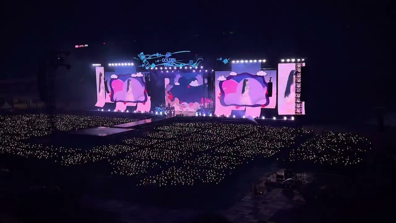 220918아이유 콘서트 