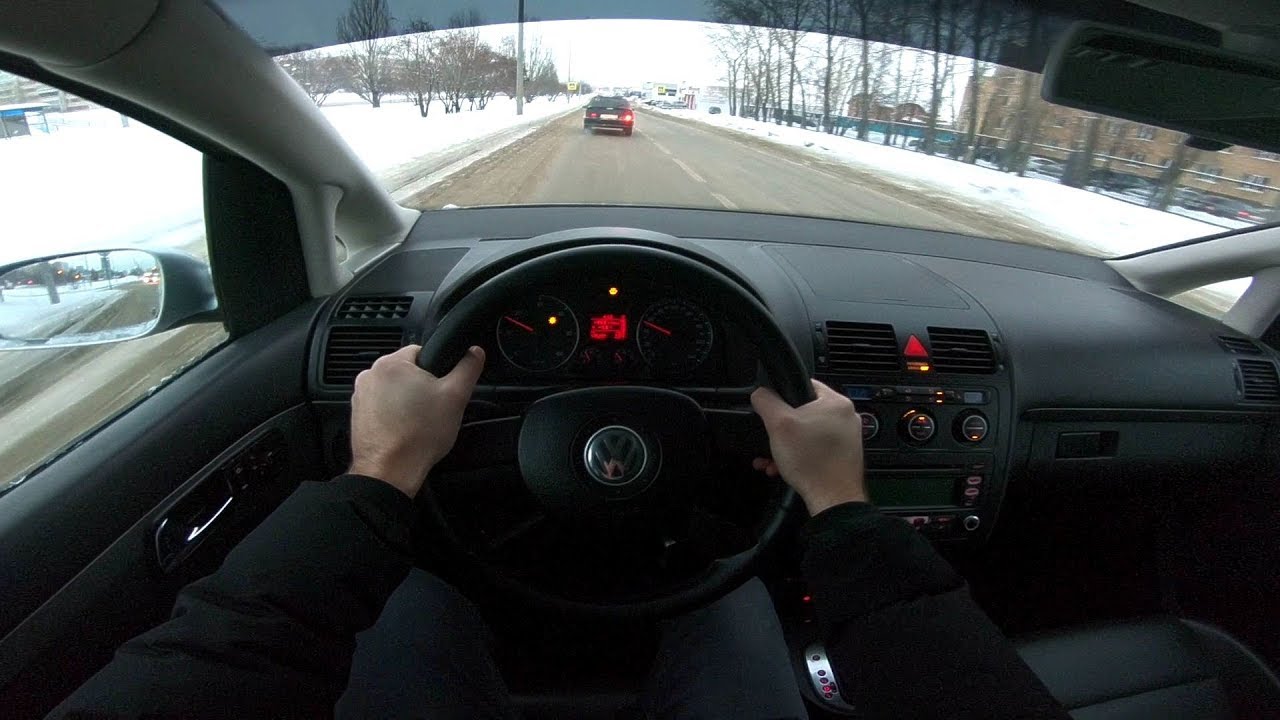 2006 Volkswagen Touran TDI 1.9L (105HP) POV CITY DRIVING