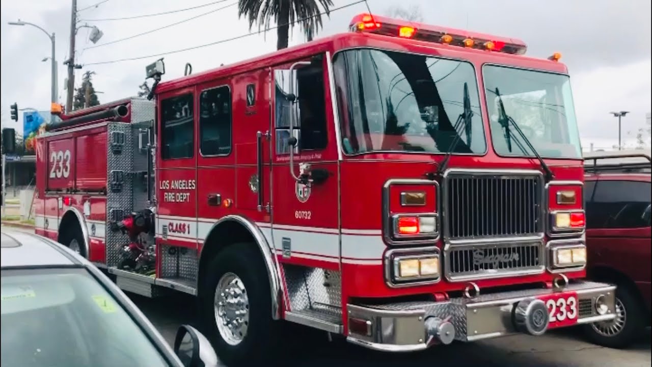 LACoFD Quint 147, LAFD Light Force & Rescue 33 Responding