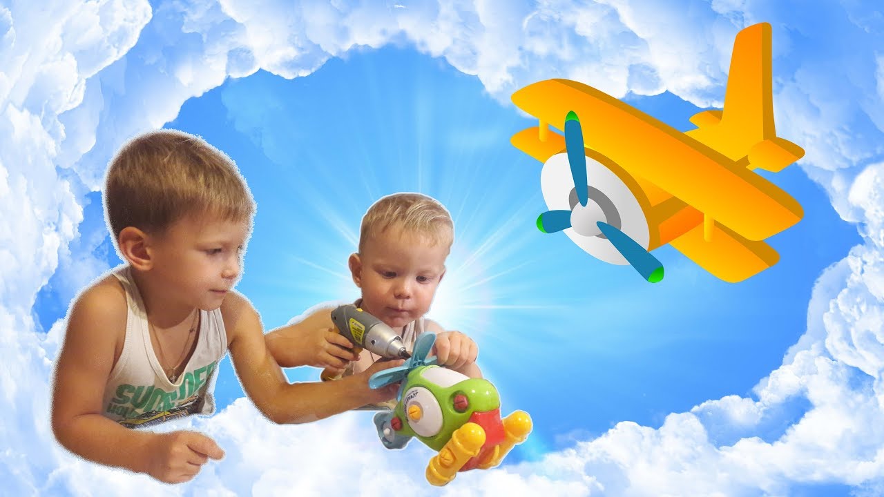 Собираем конструктори из серии Build & Play  collect children's designer