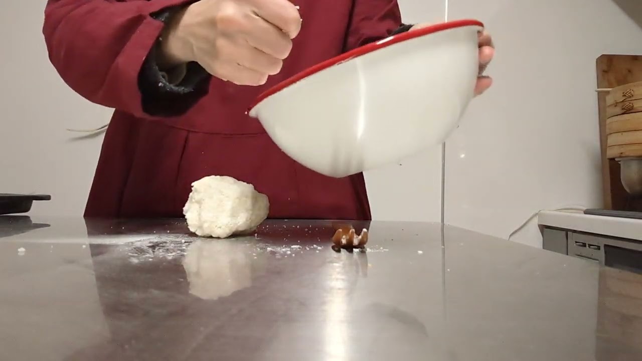 Baking rice flour and coconut cookies      no talking /real time/no music　homemade