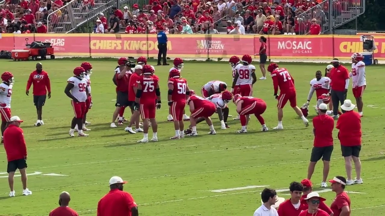 HIGHLIGHTS of Chiefs O-LINE vs. D-LINE One-on-One Drills Training Camp!
