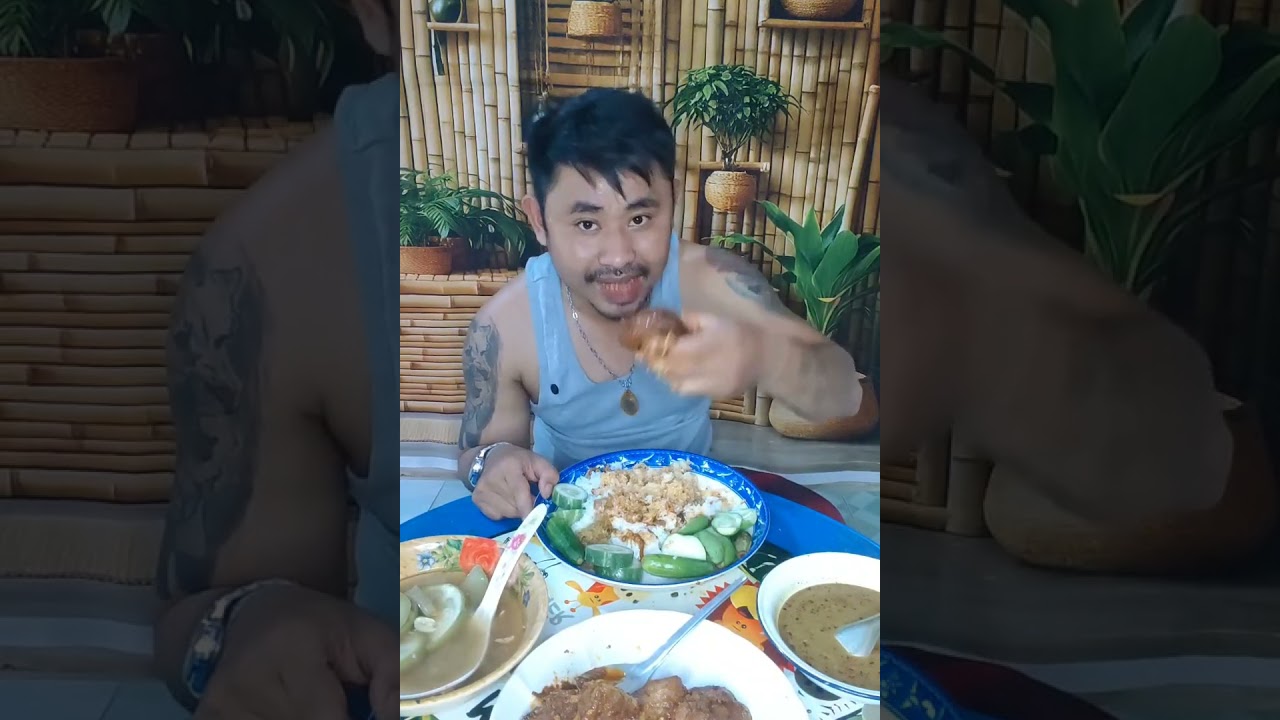 ဝက်ပေါင်မြေအိုချက်နဲထမင်းစားမယ်ဗျာ