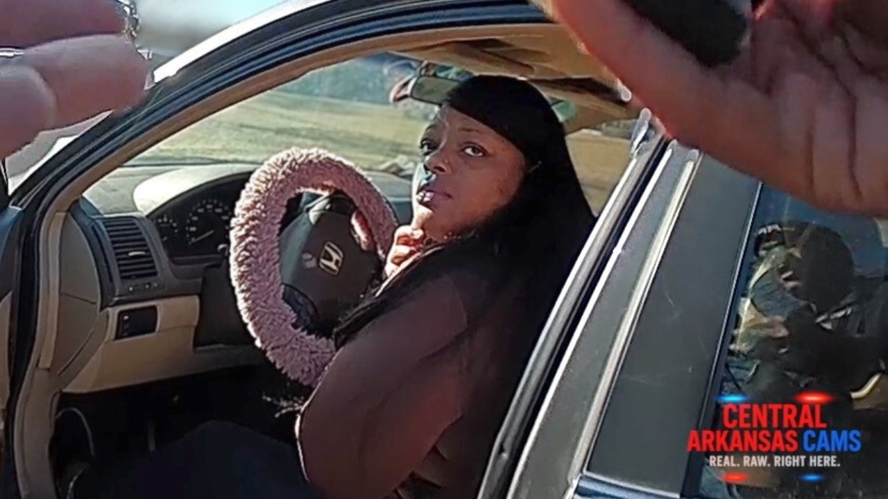 Driver With Suspended License Explodes During Traffic Stop | Bodycam Arrest