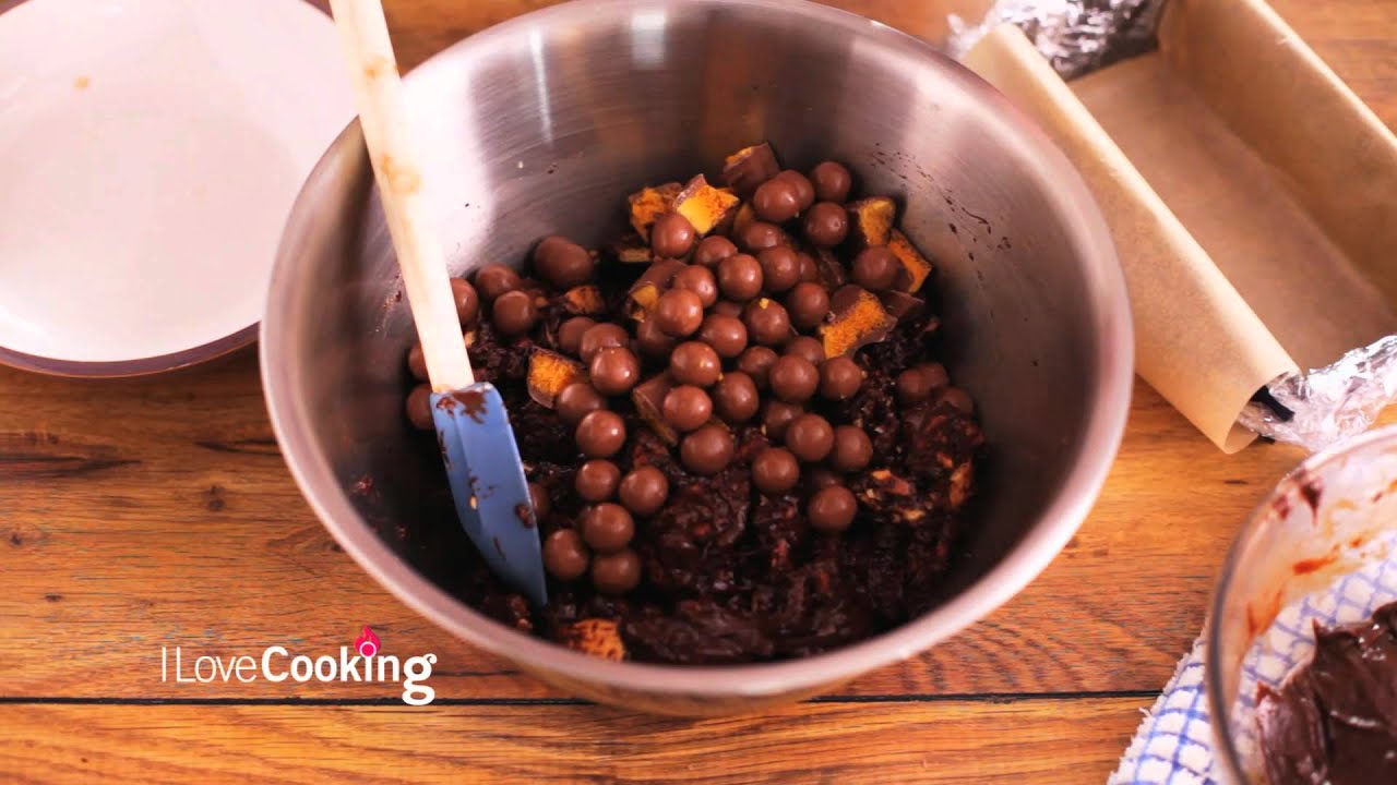 How To Make Chocolate Biscuit Cake