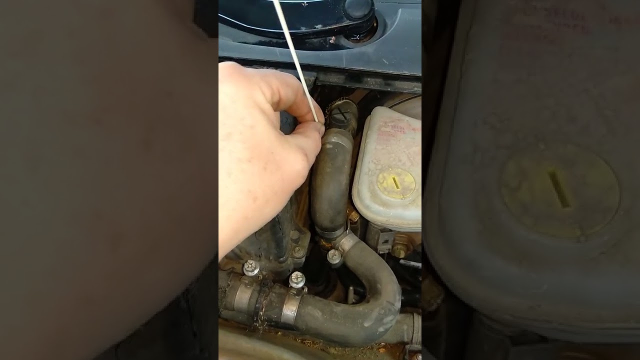 Czyszczenie kanałów spustowych wody z podszybia Audi A6 C6