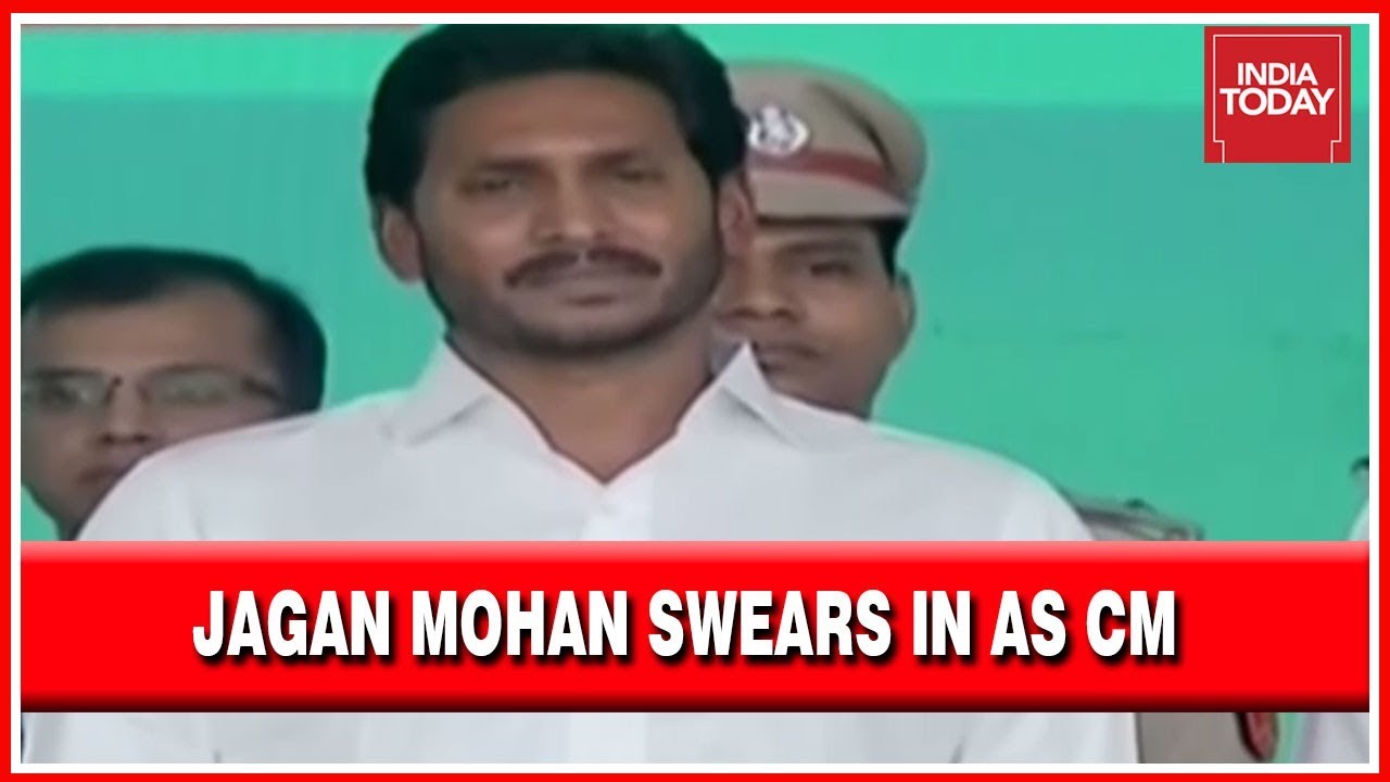 Jagan Mohan Reddy Takes Oath As Chief Minister Of Andhra Pradesh, Stalin Attends Ceremony | LIVE