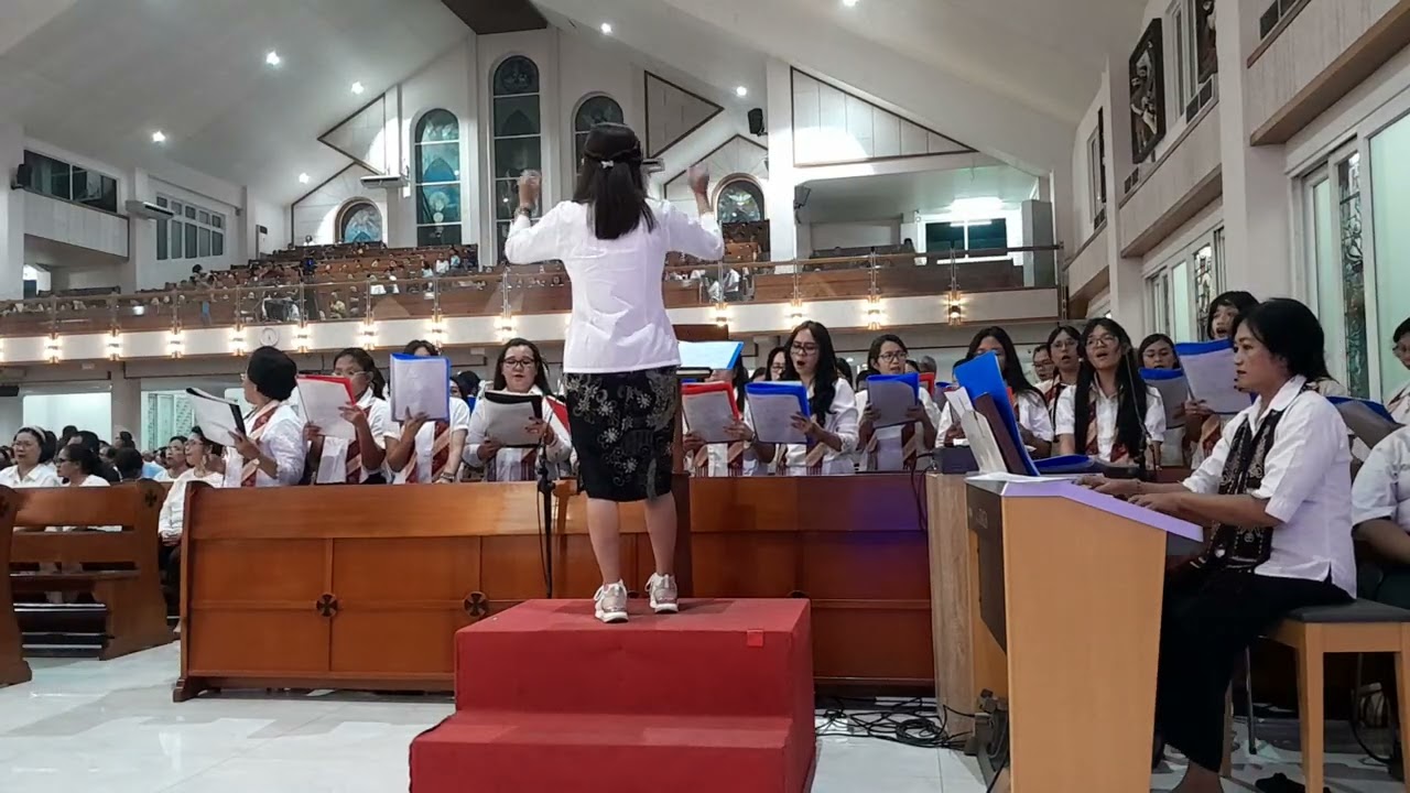 Tugas Koor Malam Paskah Wilayah St.Agnes