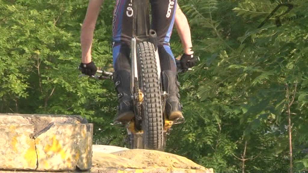 Zona 1 Trials Bike Practice: Birdlip Quarry June 2014