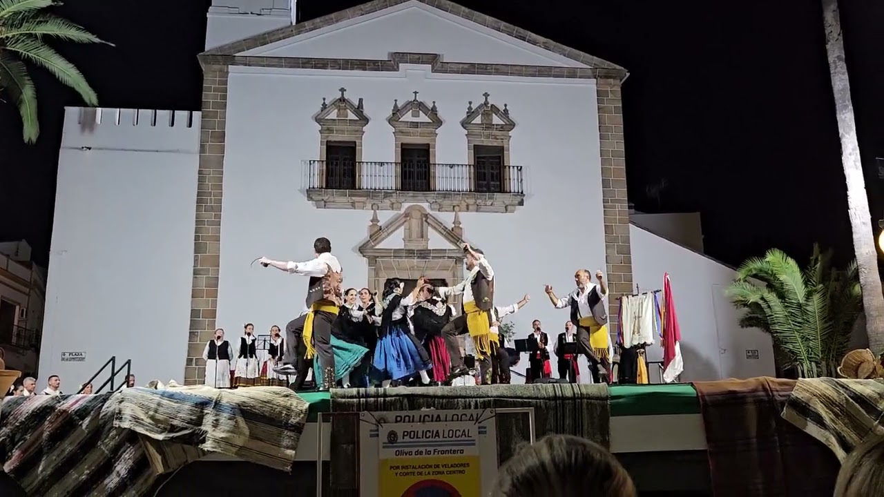Grupo folklórico Hojarasca de Oliva de la Frontera.Jota de la virgen de Gracia