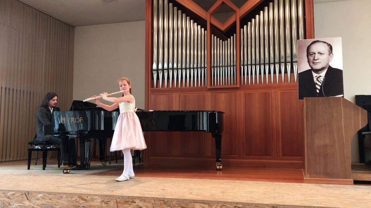 Dowbor Janina (PL): Pál Járdanyi - Sonatina, (1., 3.), Flautiada 2019