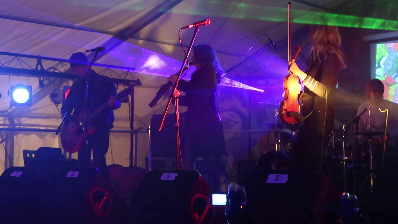 Flutatious live @ Cosmic Puffin 11 04/05/2019