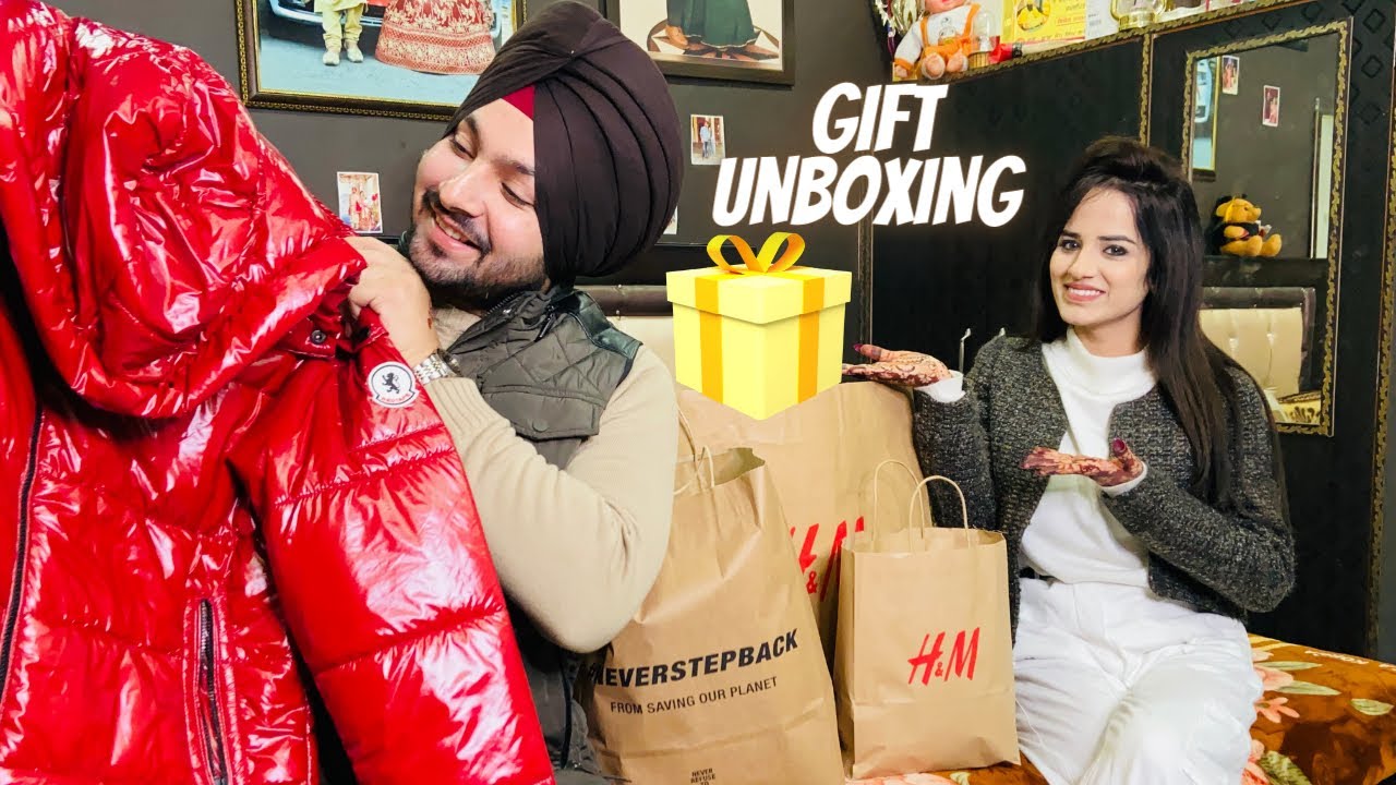 Anniversary Gifts Unboxing 🎁 || @JassArsh