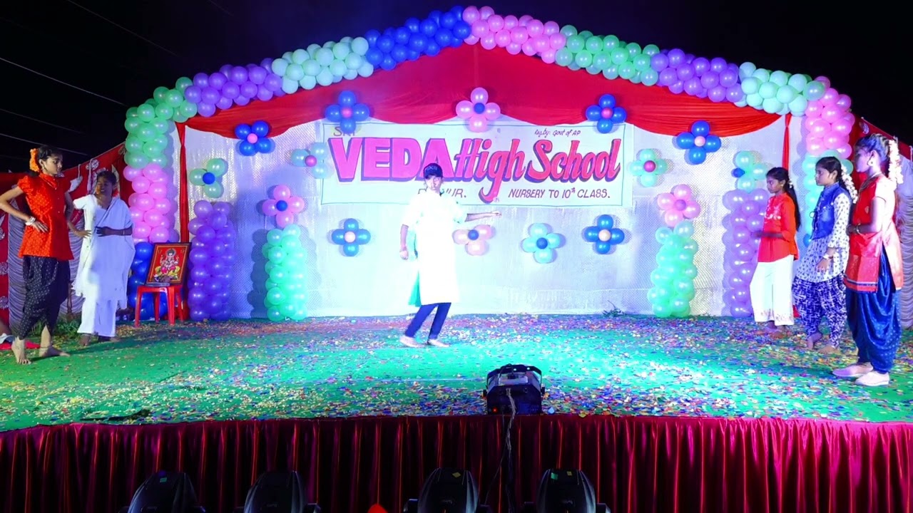 Reddy Ikkada Soodu Song - Aravinda Sametha || Sri Veda High School || Ponnur