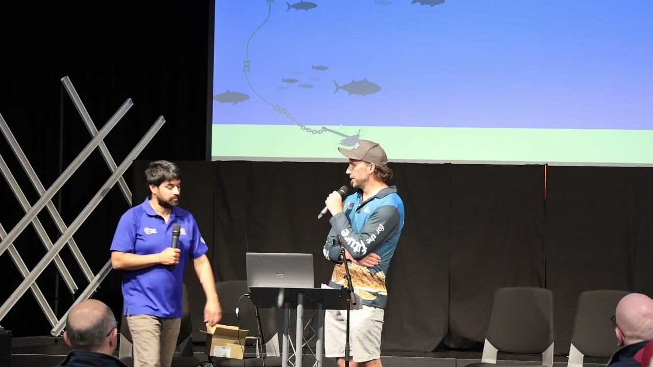 How to catch a Yellowtail Kingfish on a Tassie FAD