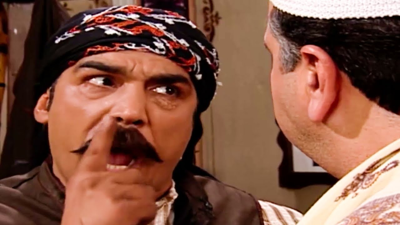 يا باطل أبو حاتم اتقلع من حارة الماوي و العكيد أبو عرب بدو يحرق حارة الضبع بيلي فيا