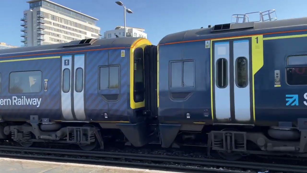 Class 159 departing Basingstoke