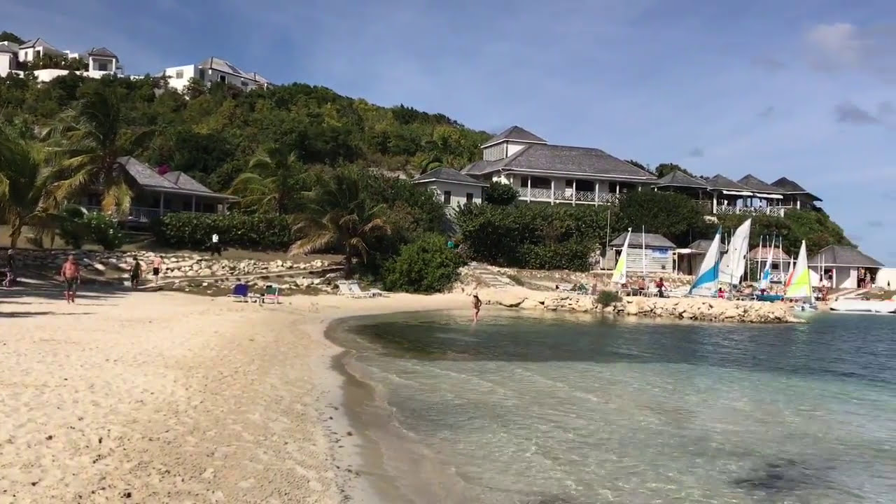 Walk around Nonsuch Bay Antigua