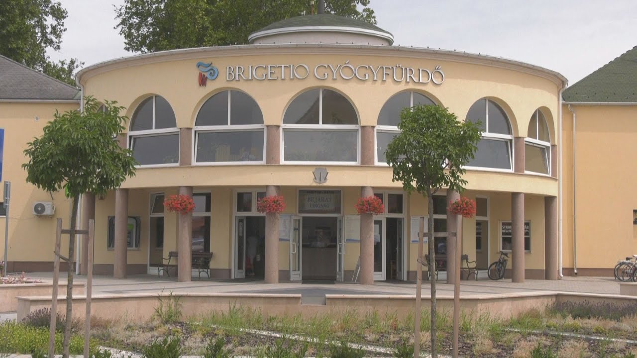 Beindult a nyár a fürdőben