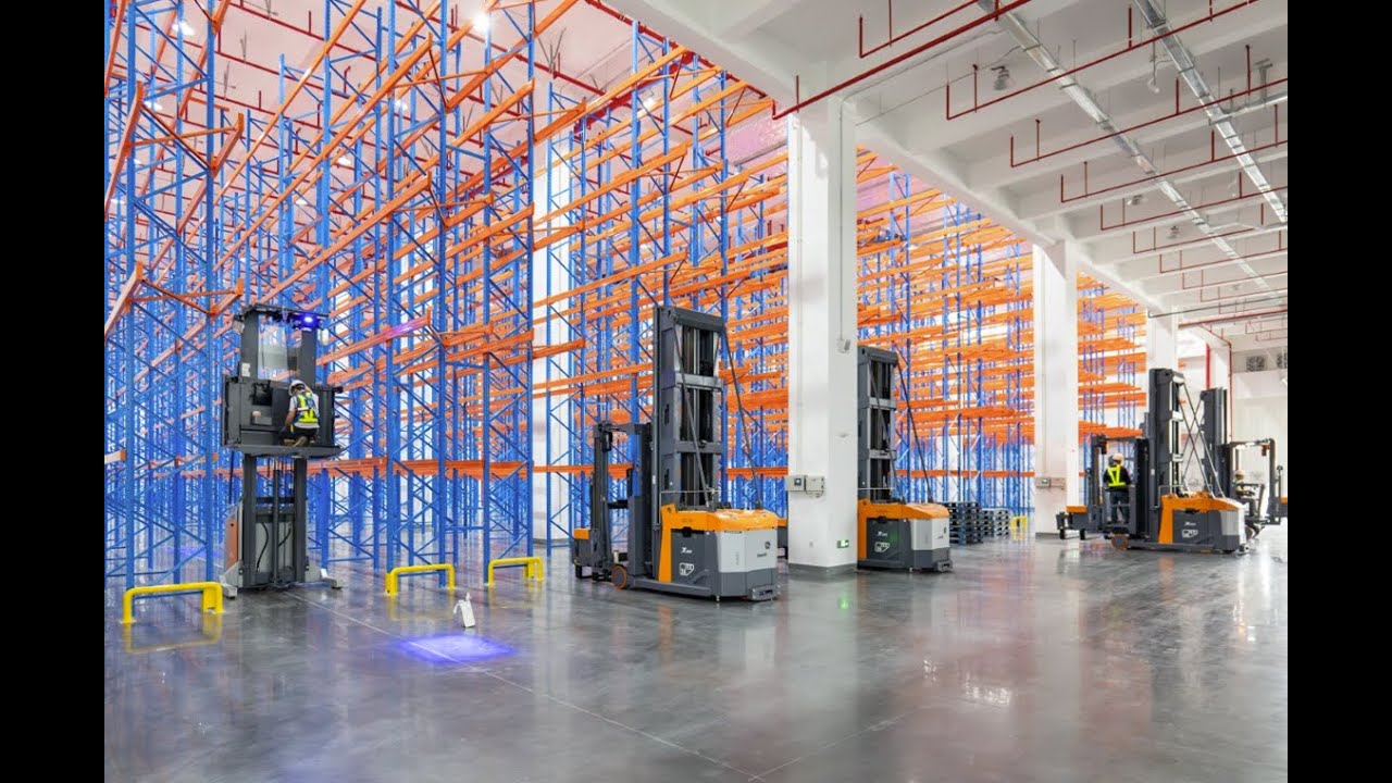 Zowell 22 units electric order picker and 11 units Man up VNA forklift used for Xtep  sports