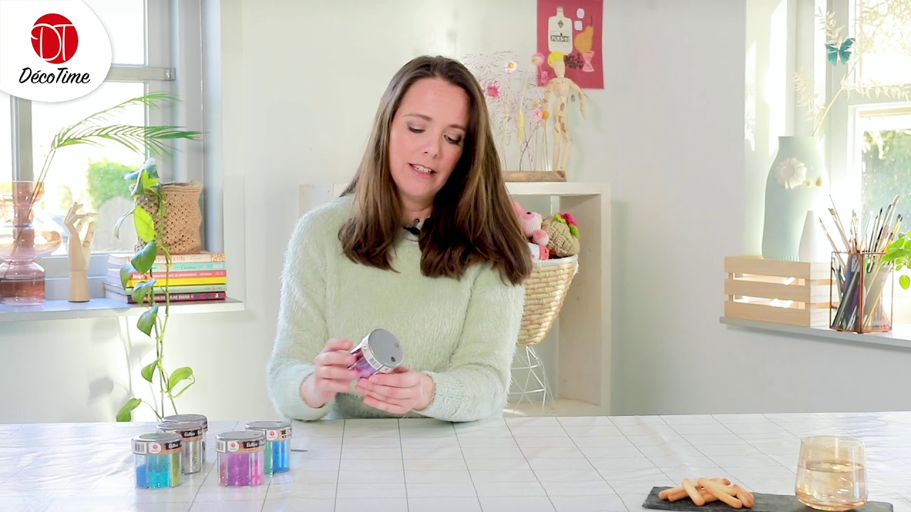 How do I open a glitter shaker?