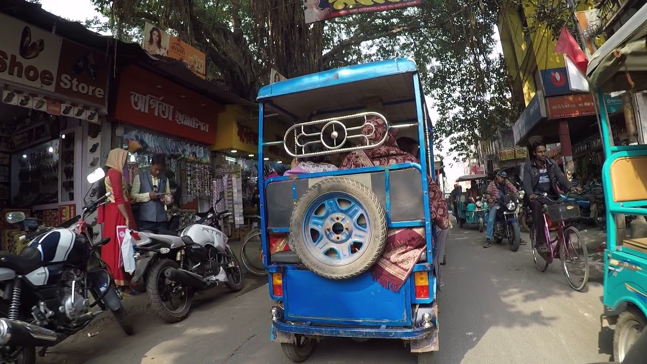 Chaotic Berhampore Town Tour