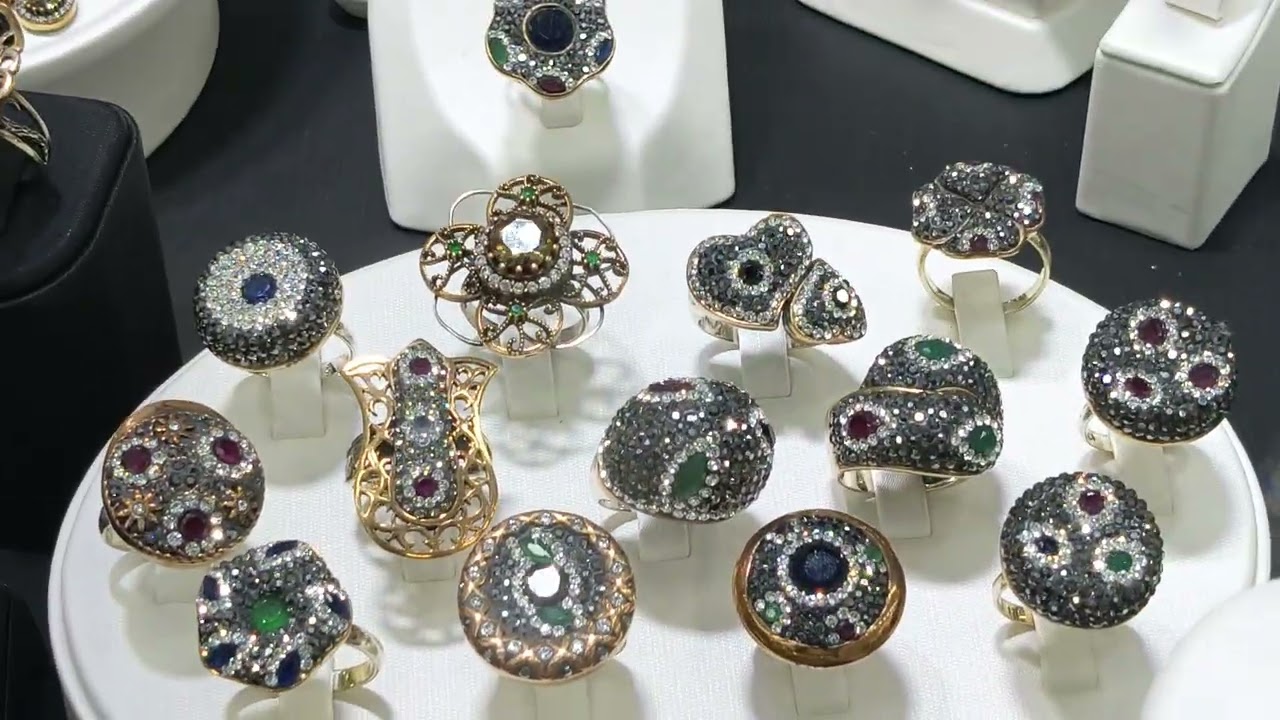 Değerli ve yarım değerli taşlar