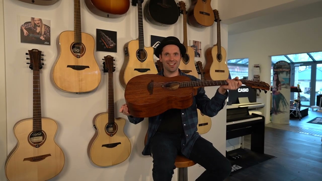 Unterwegs mit Musik: Robin pr&auml;sentiert die LAG Travel KA Western-Reisegitarre