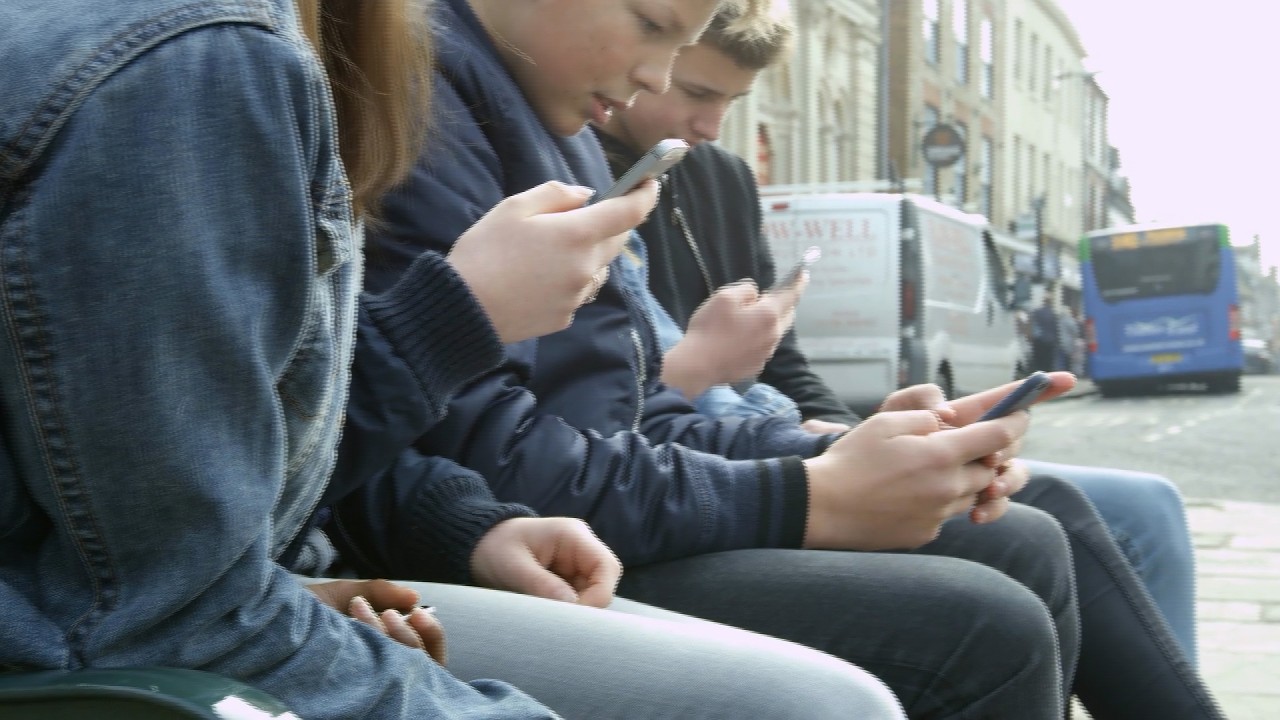 25,000 Teens, 3 Years: Groundbreaking Social Media and Mental Health Study