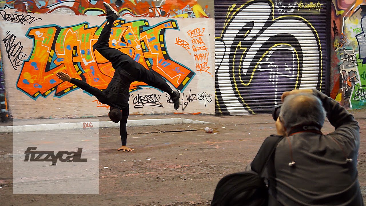 He's Got The World at his Fingertips (Full): Miguel Sant'ana...