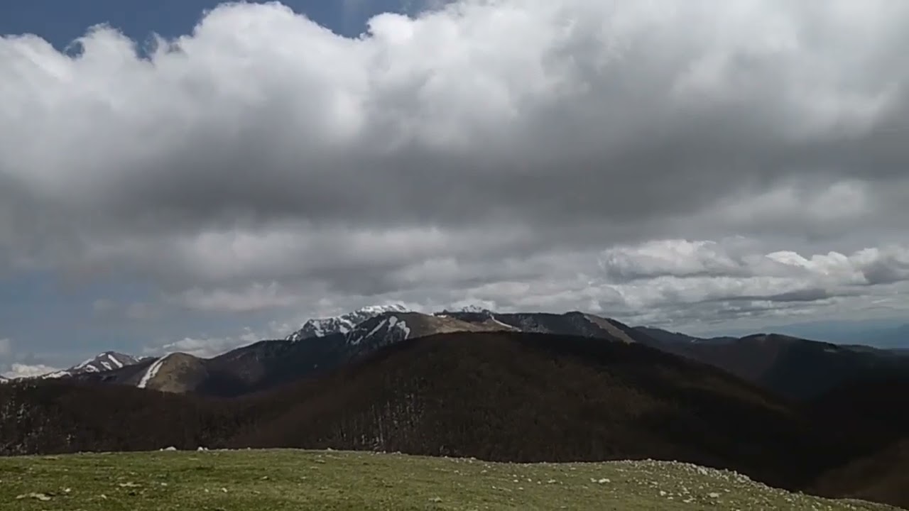 SAB.23-4-22: CIMA CASTIGLIONI E MONTE VERSANELLO DA POGGIO BUSTONE SUI MONTI ERNICI.