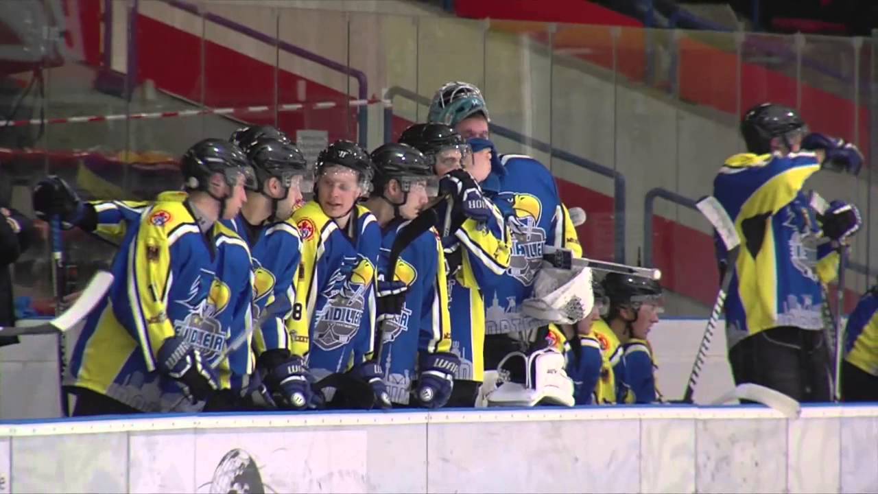 Eishockey : Play-Off-Fight : Eisadler Dortmund - Dinslakener Kobras 7:5