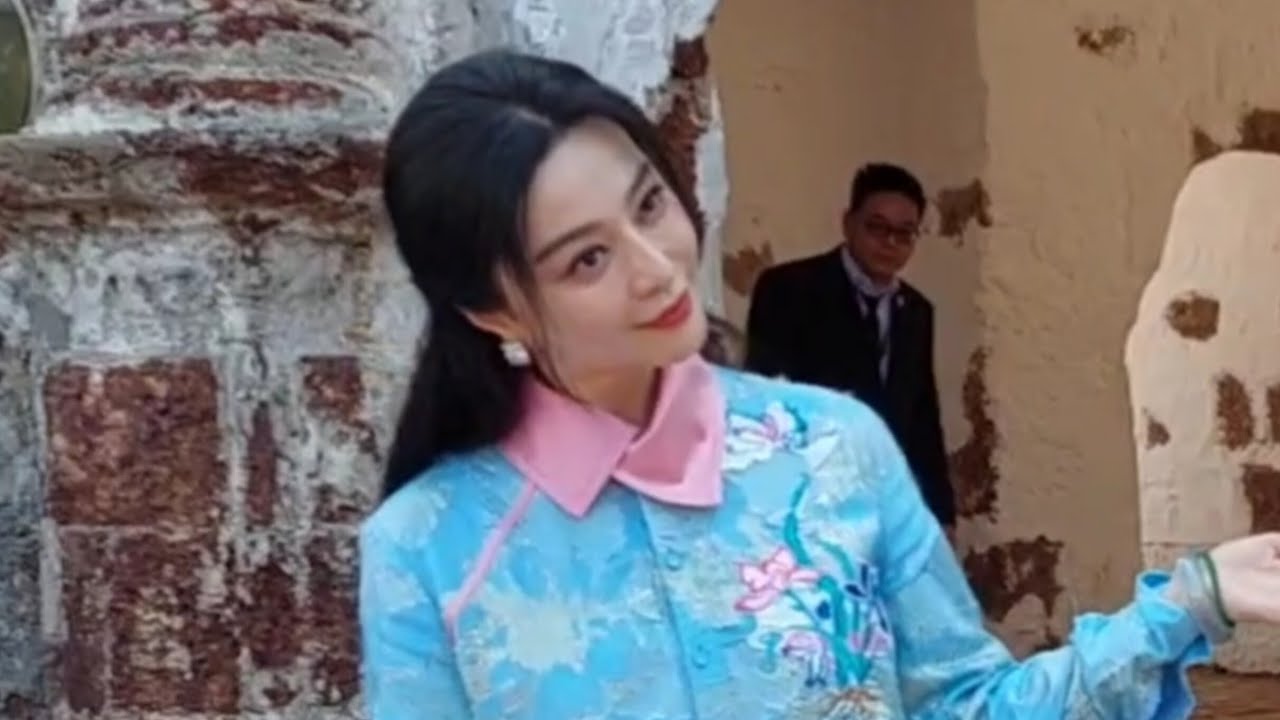 范冰冰马六甲旅游大使在A Famosa留影。 Fan Bingbing, Malacca Tourism Ambassador, poses for a photo at A Famosa.