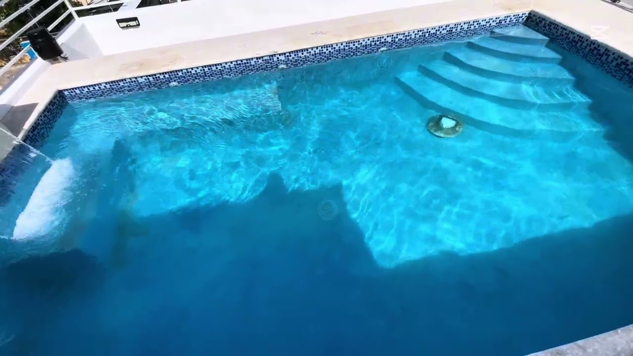 limpiando el fondo de mi piscina? Winny Pool Cleaner 200, el robot limpiafondos inalámbrico parte 4)