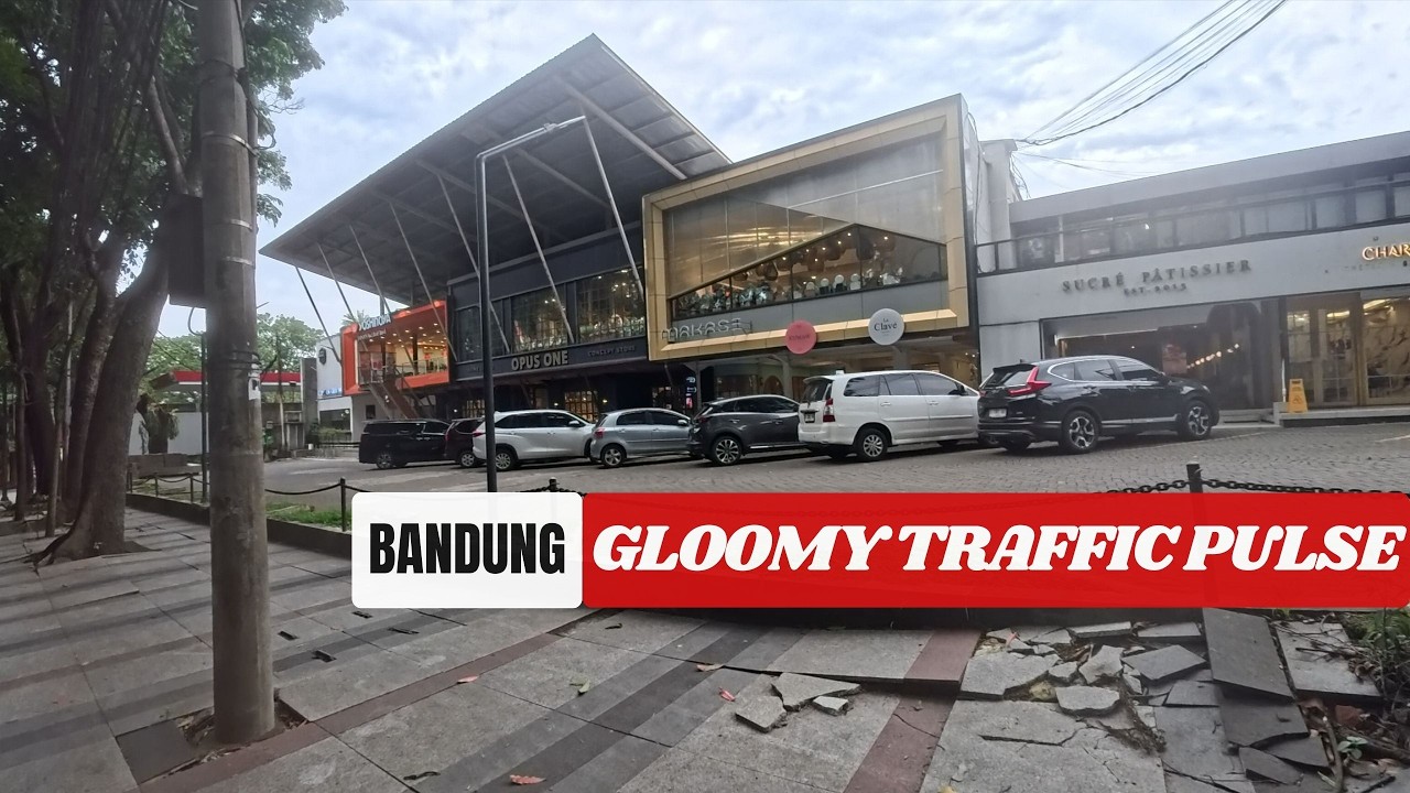 Bandung Indonesia, 4K Walking Tour: Gloomy Afternoon Traffic Pulse