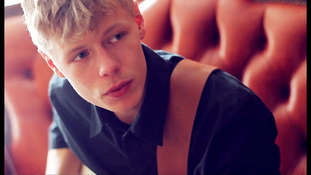 Jesper Munk - Cold Waters (acoustic) | Småll Sessions