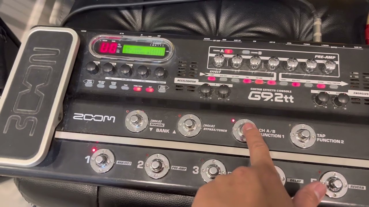 มัลติเอฟเฟค (หลอด) เอฟเฟคกีตาร์ Zoom g9.2tt ใช้ง่าย คุ้มราคา