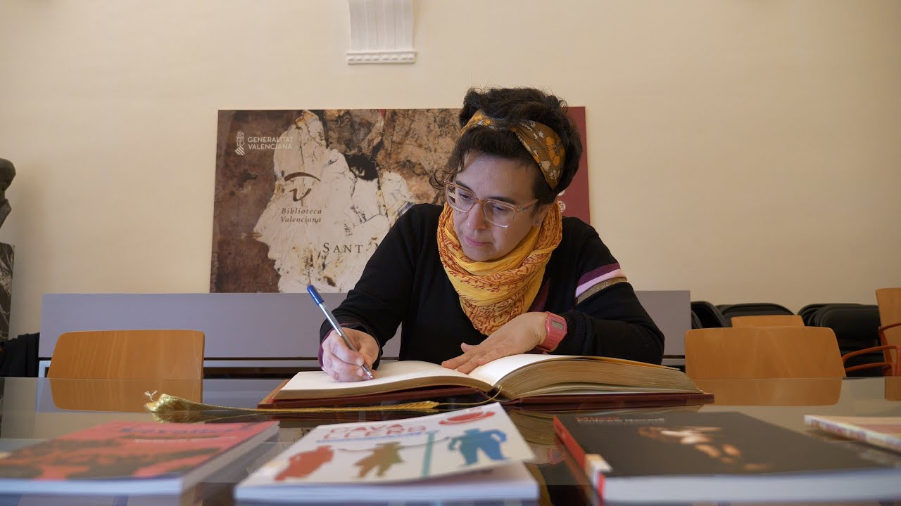 Purificació Mascarell en la Biblioteca valenciana