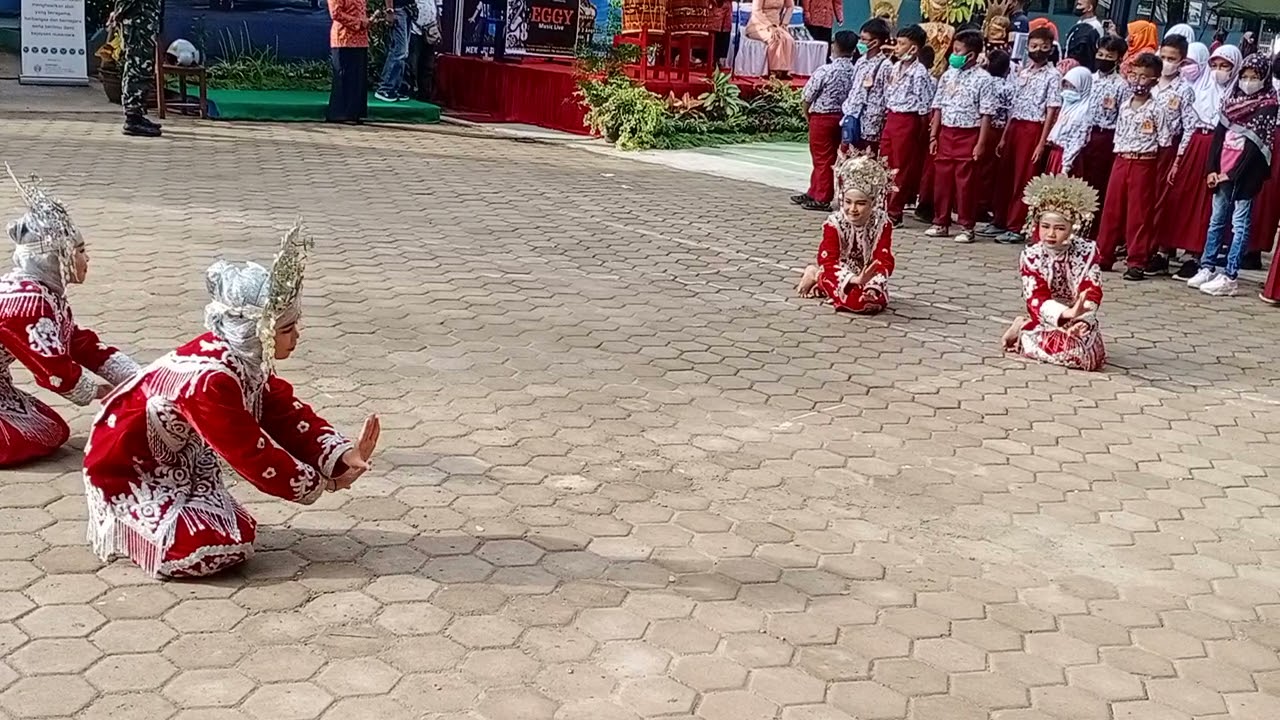 tari pasambahan by siswa SD Angkasa 1 Lanud Sutan Syahrir Padang