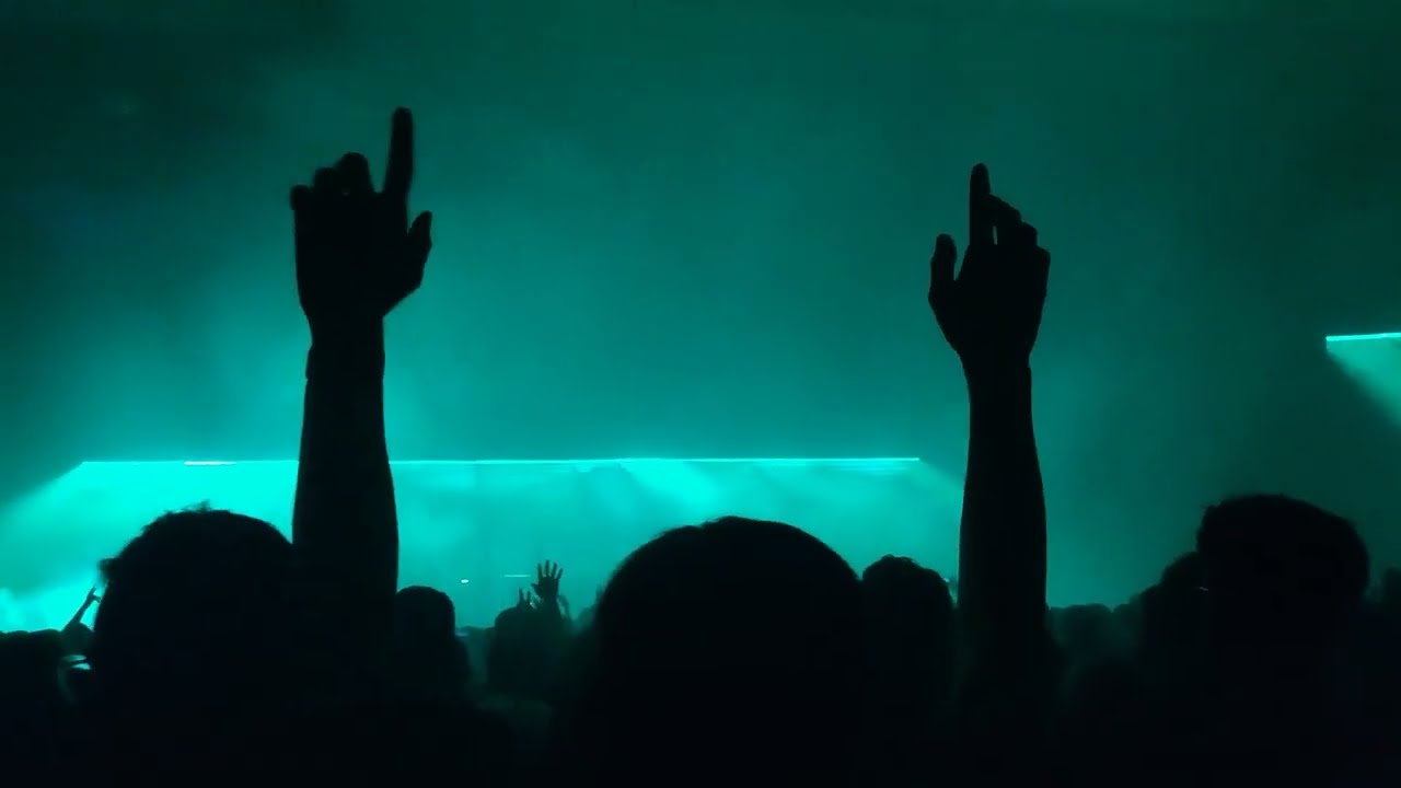 Underworld - Juanita [4K] (2024 live @ Jahrhunderthalle | Frankfurt)