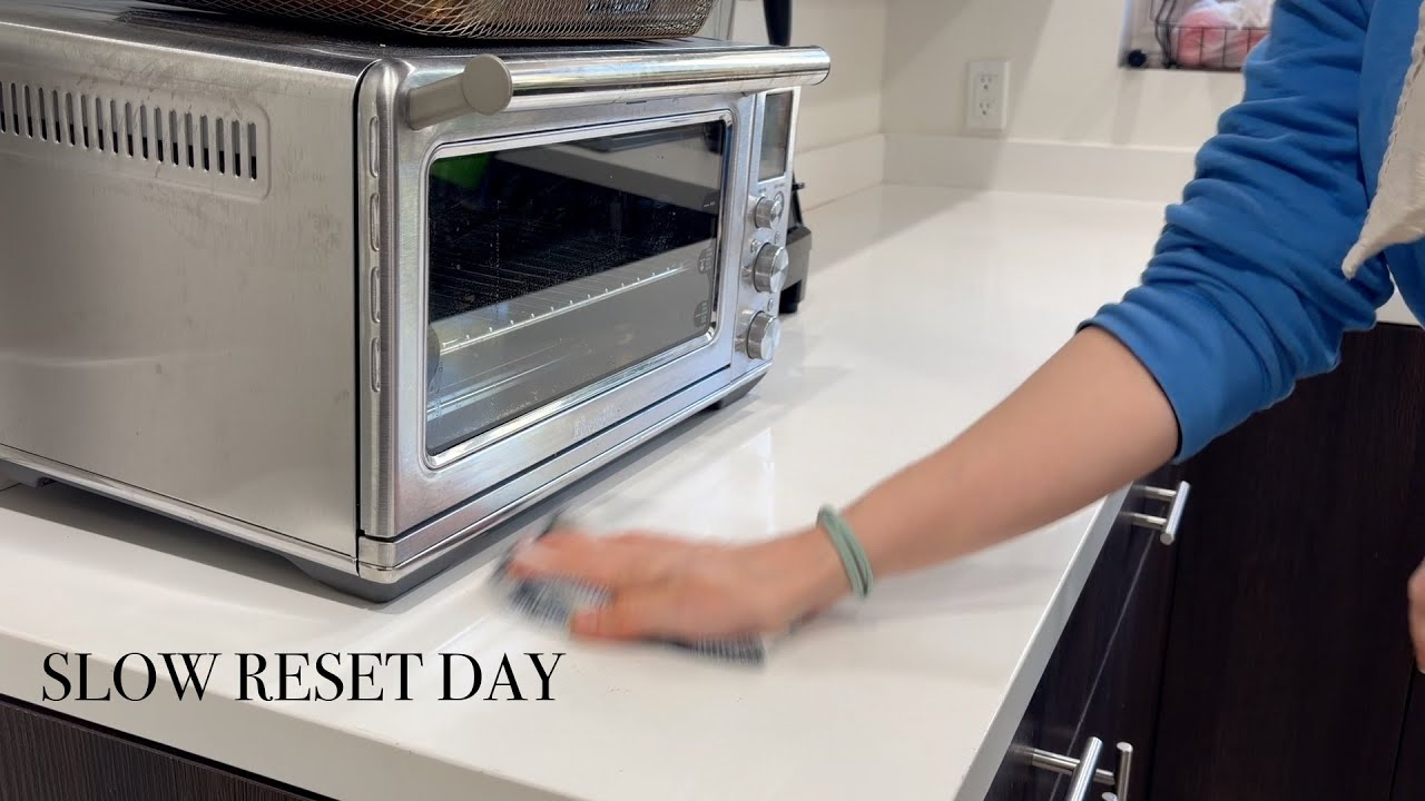 A Slow Reset Day at Home | Cleaning, Coffee & Getting Back on Track