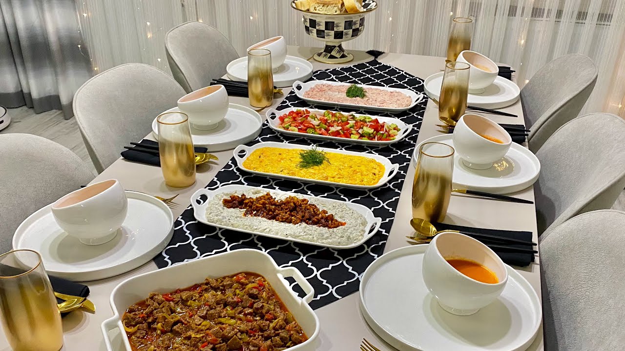 Меню ужина | Легкое мясное сотэ, закуски, томатный суп и многое другое