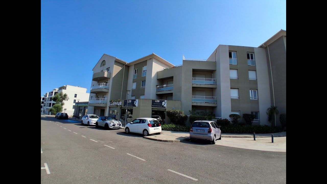 Visite en images – T2 à vendre à Furiani | Terrasse vue mer & garage