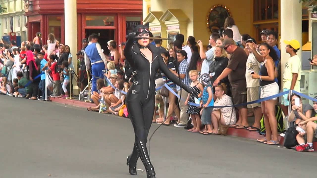 Parade at movie world