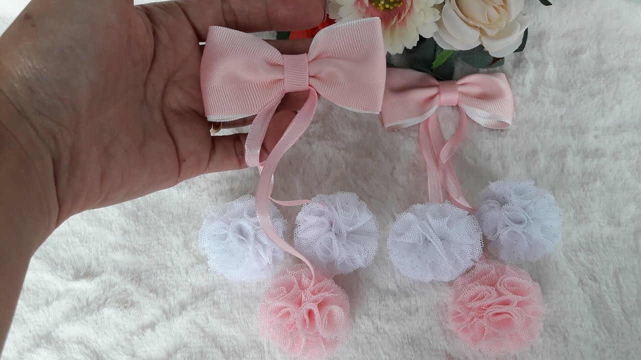 Parzinho de lacinho com pompom de tule para o dia das crianças + como fazer pompom de tule