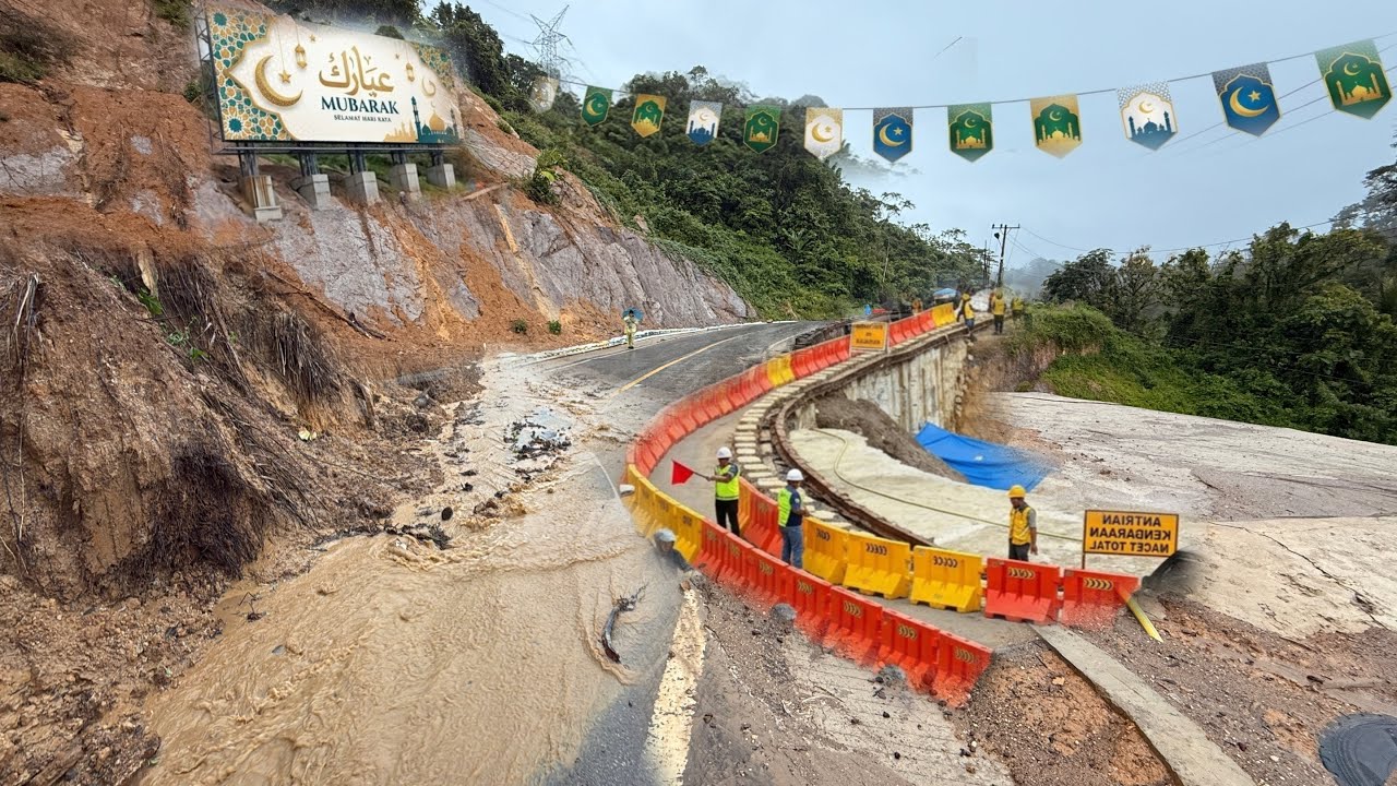 LEBARAN PERTAMA BATU JOMBA HUJAN DERAS‼️BERUNTUNG LALU LINTAS SANGAT SEPI !